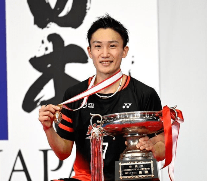 日本队鏖战马来西亚队,桃田贤斗高光表现的简单介绍 日本队鏖战马来西亚队,桃田贤斗高光表现的简单介绍