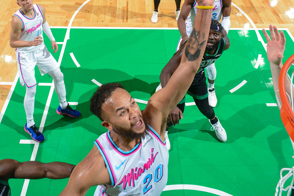 关于热火翻盘马刺，塔图姆统治全场的信息