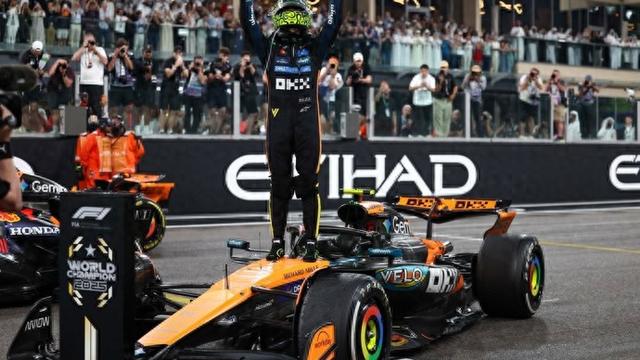 索伯车队鏖战迈凯伦，诺里斯状态火热